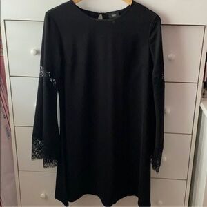 BLACK DRESS WITH LACE BELL SLEEVES